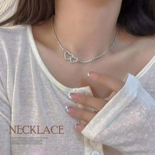 ダブルハートモチーフネックレス 20代【ゆうパケット可】 ダブルハートモチーフネックレス 20代【ゆうパケット可】