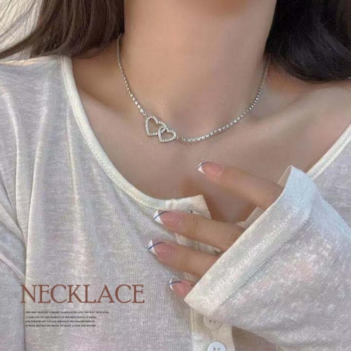 ダブルハートモチーフネックレス 20代【ゆうパケット可】