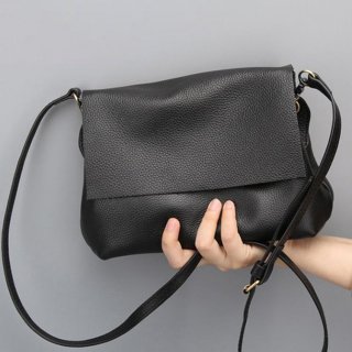 新作 本革 ショルダーバッグ レディース 斜めがけ 2way ハンドバッグ 本牛革 バッグ レディース ショルダーバッグ 斜めがけ ななめ掛け 肩がけ バッグ 新作 本革 ショルダーバッグ レディース 斜めがけ 2way ハンドバッグ 本牛革 バッグ レディース ショルダーバッグ 斜めがけ ななめ掛け 肩がけ バッグ