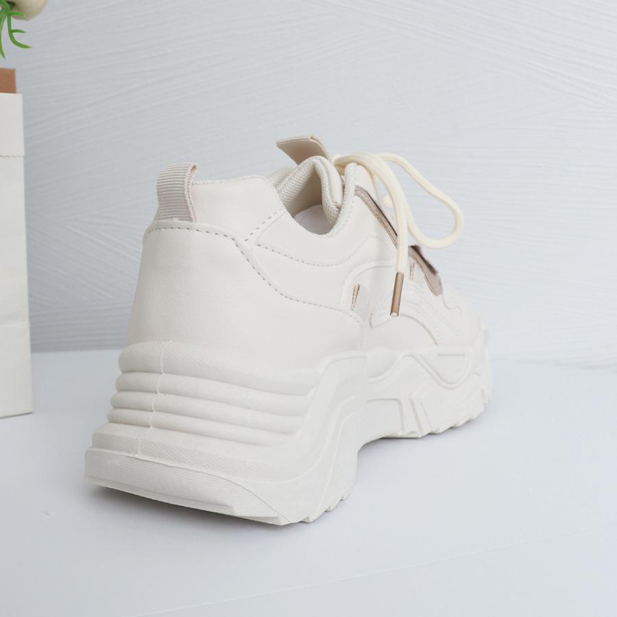 ダッドスニーカー レディース ボリューム