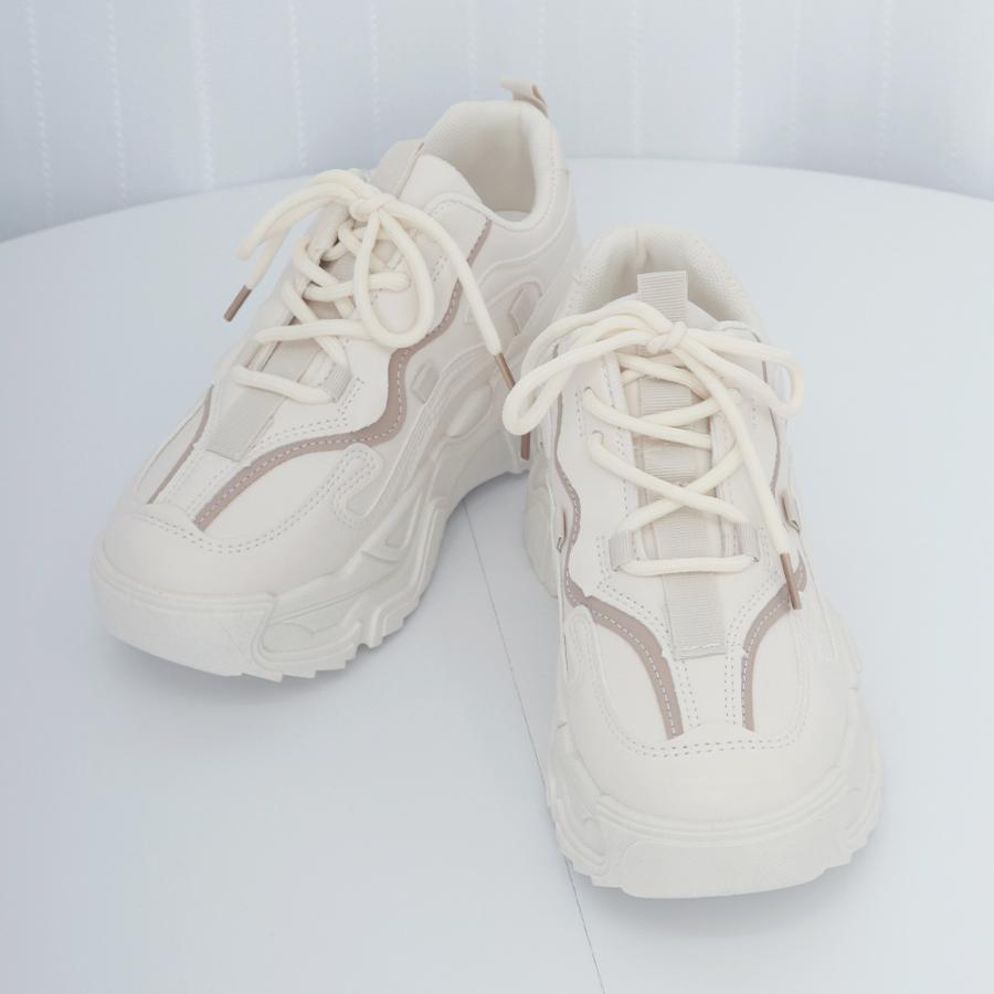 ダッドスニーカー レディース ボリューム