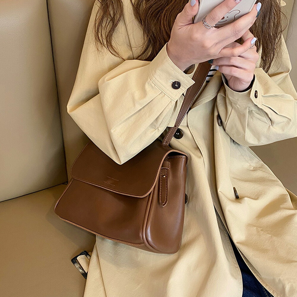 ショルダーバッグ レディース フェイクレザー フリップバッグ 斜めがけバッグ 通学 2way肩掛けバッグ 通勤 韓国風 シンプル