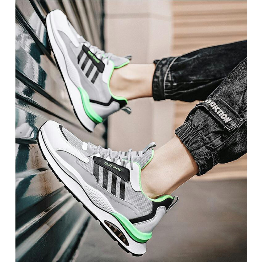 スニーカー メンズ スポーツシューズ 運動靴 通気性抜群 蒸れない ランニング ウォーキング ジムシューズ 切り替え 靴紐付き 歩きやすい 滑り止め カジュアル