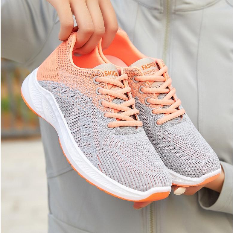 レディース スニーカー シューズ 厚底 軽量 おしゃれ 幅広 ウォーキング インヒール スリッポン 靴 疲れない リラックス 20 30 40 代